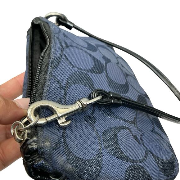COACH Legacy Black/ Navy Blue Signature Canvas Leather Trims Wristlet #F44677 - Picture 8 of 11